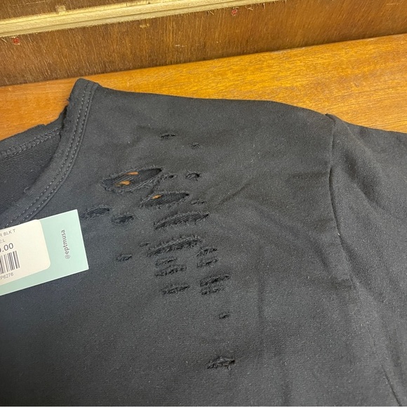 EPTM T-Shirt “The Distressed Long Tee” in Black by The Perfect Example T-17 - Picture 7 of 8